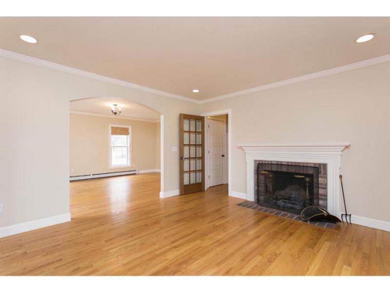 6 Sea Cove Road Cumberland, ME 04110 - Photo 6 of 25 Family Room.