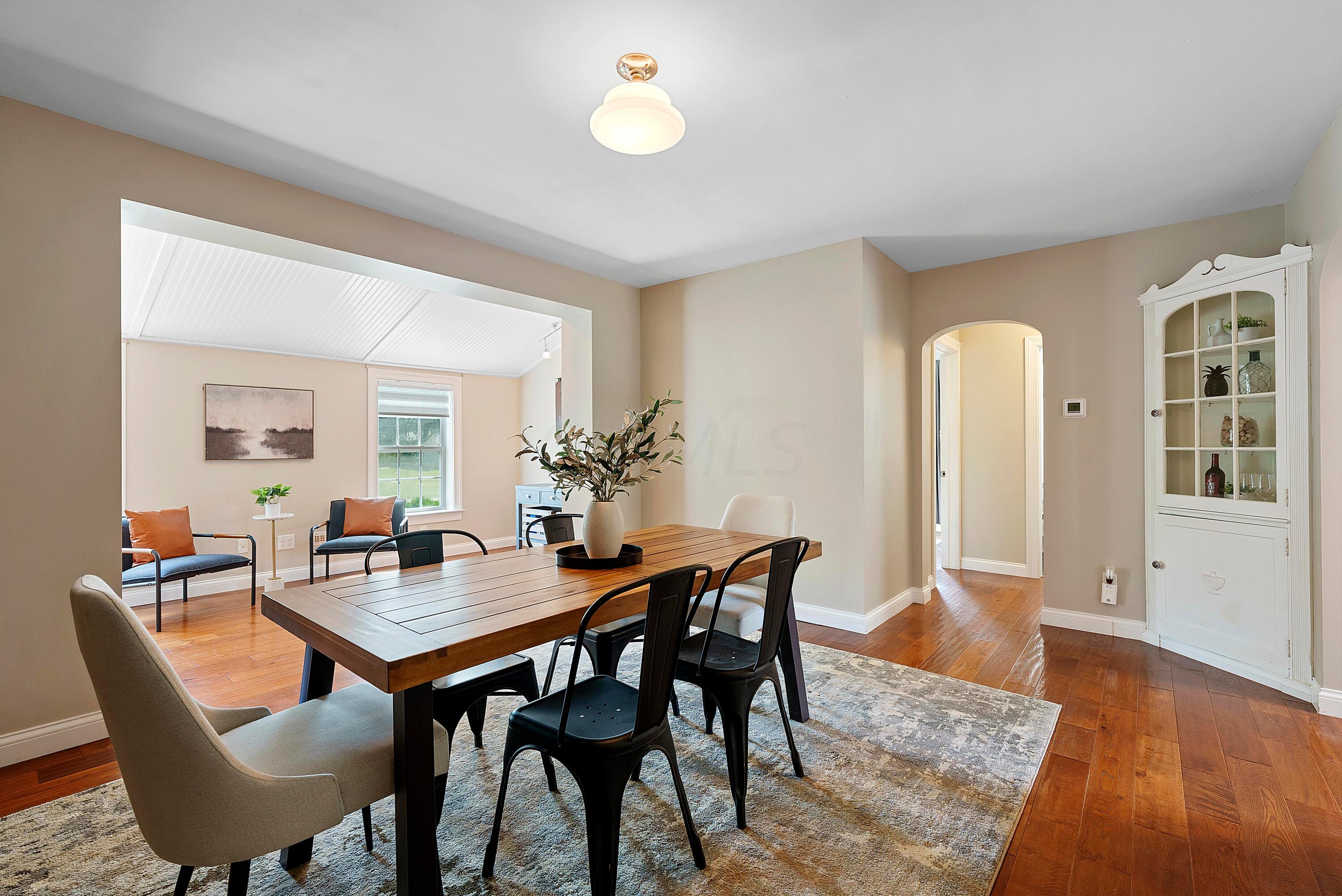 2292 Fishinger Road Columbus, OH 43220 - Photo 18 of 54 Dining Room