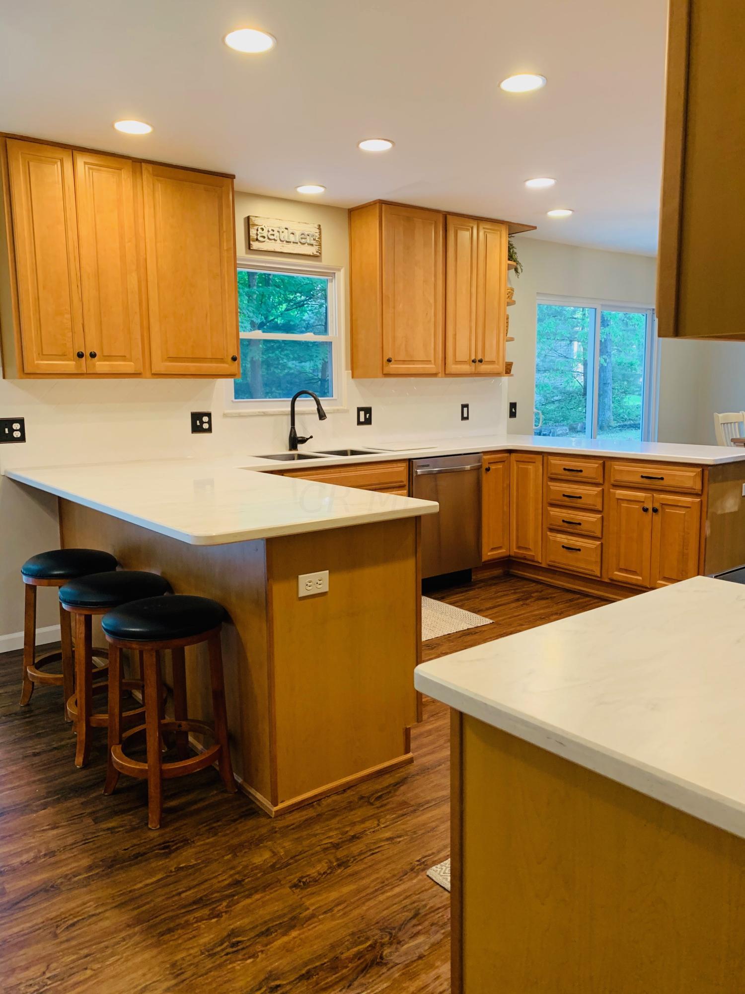 396 Dorrence Road Granville, OH 43023 - Photo 8 of 30 Gallery Image 8