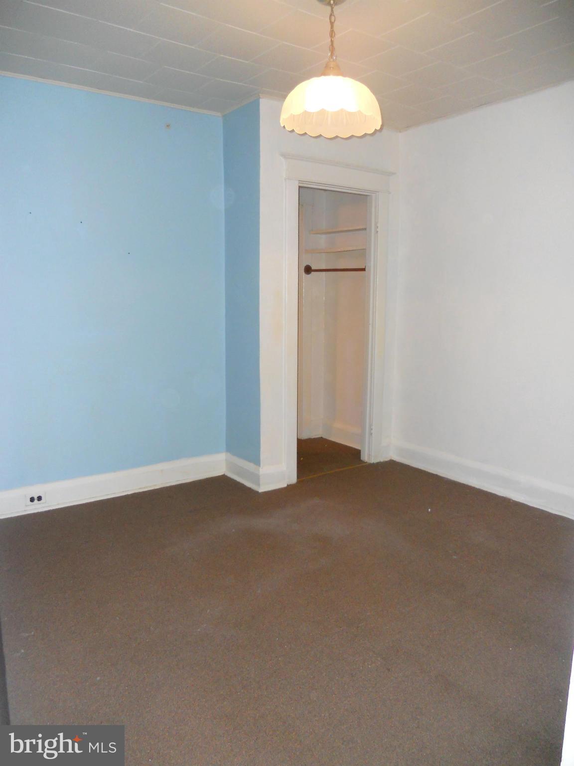 723 Oldham Street Baltimore, MD 21224 - Photo 8 of 20 Middle Bedroom