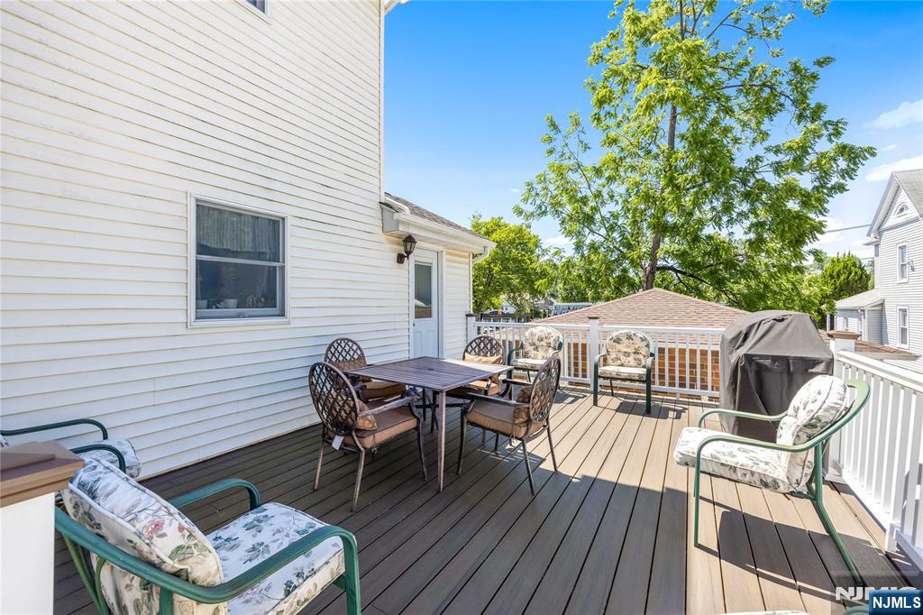 15 East Pierrepont Avenue Rutherford, NJ 07070 - Photo 38 of 43