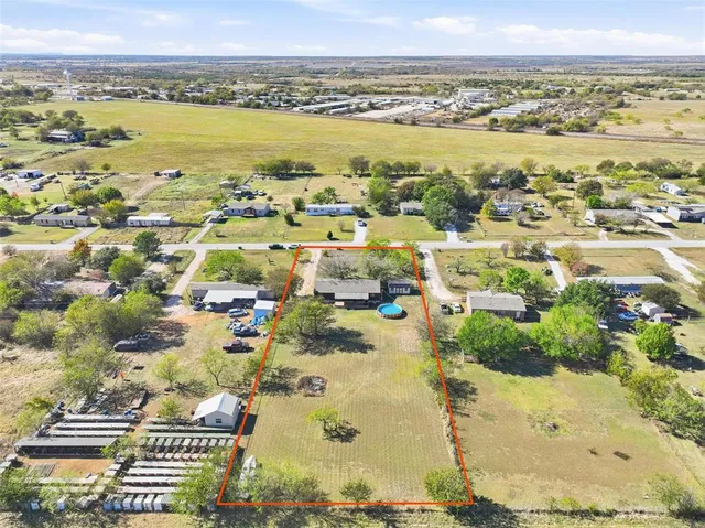 $280,000 | 904 Casa Vista Drive, Rio Vista, TX 76093