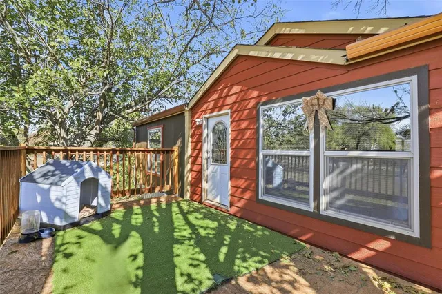 $280,000 | 904 Casa Vista Drive, Rio Vista, TX 76093