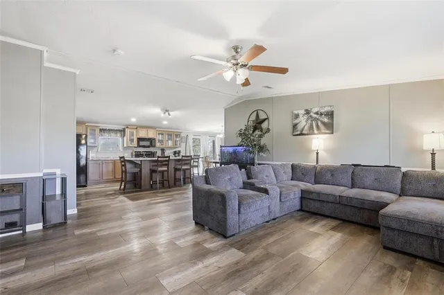 $280,000 | 904 Casa Vista Drive, Rio Vista, TX 76093