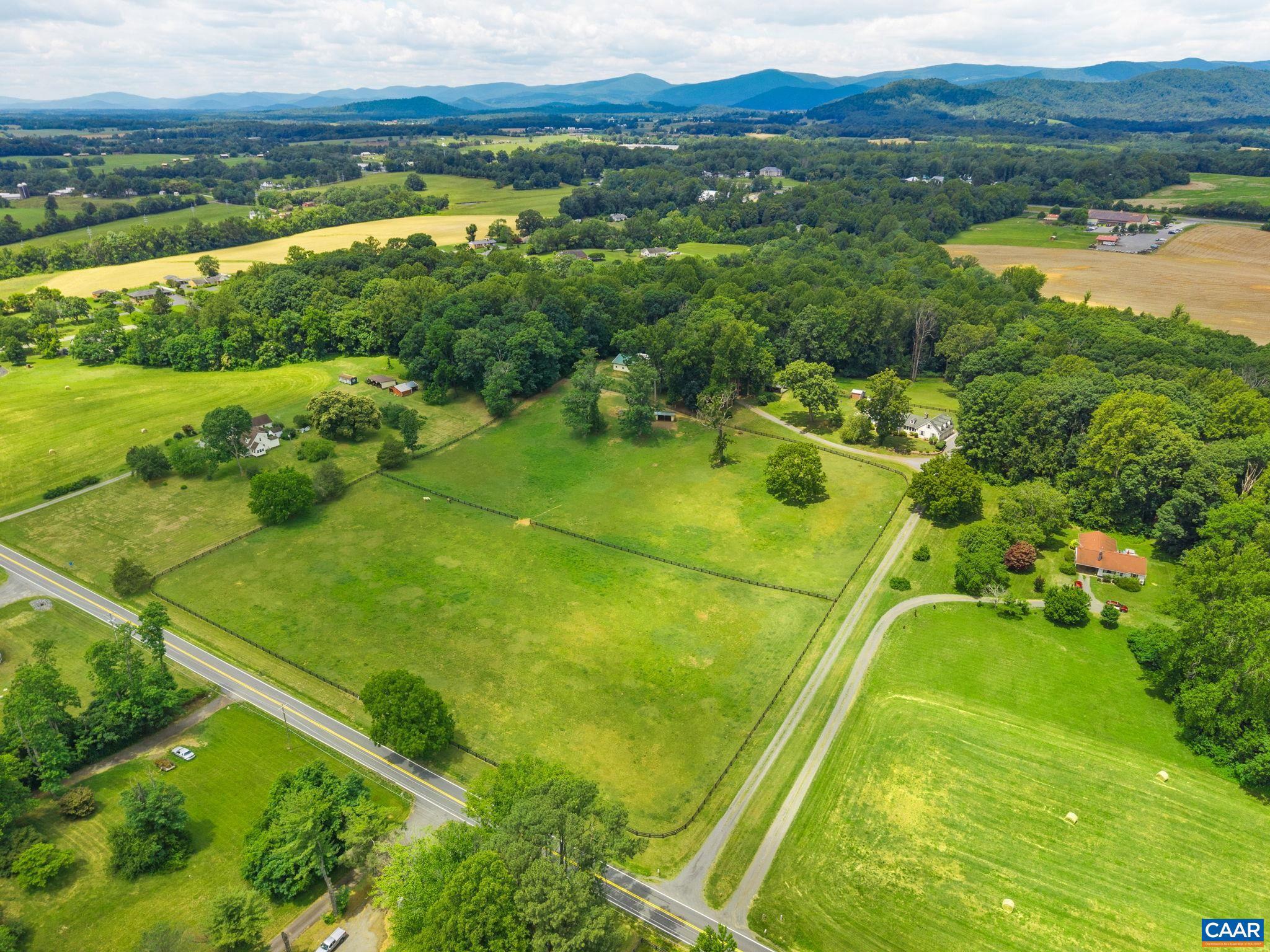 295 Fairground Road Pratts, VA 22731 - Photo 8 of 62