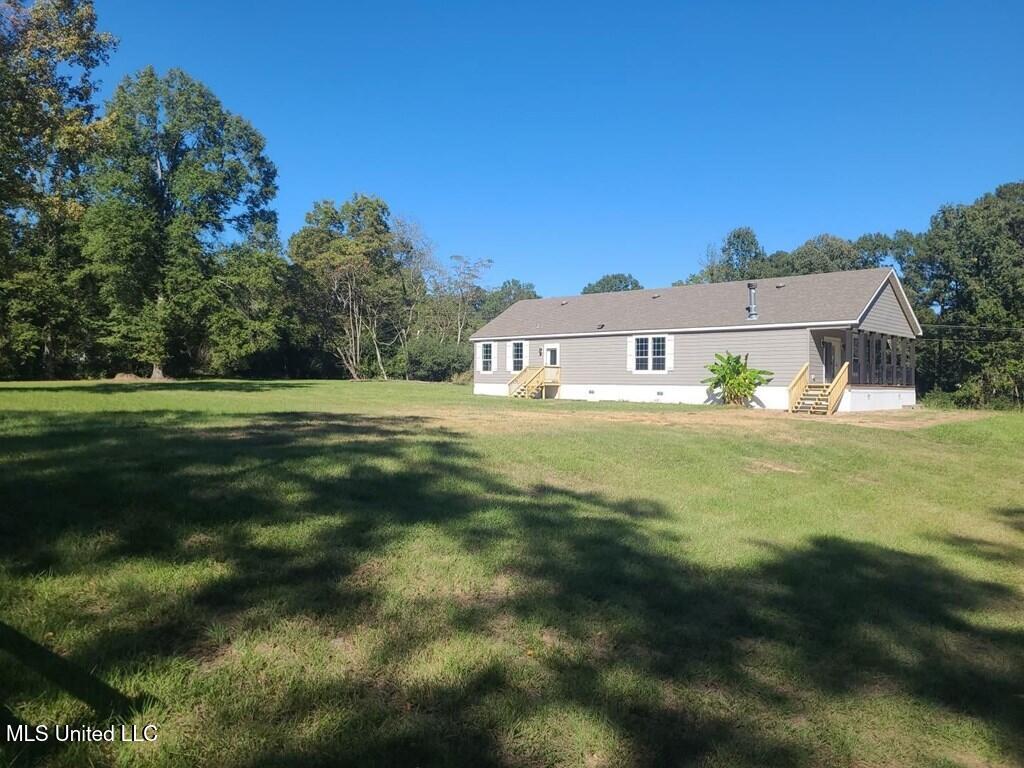647 Kingston Road Natchez, MS 39120 - Photo 5 of 26 20242641_4
