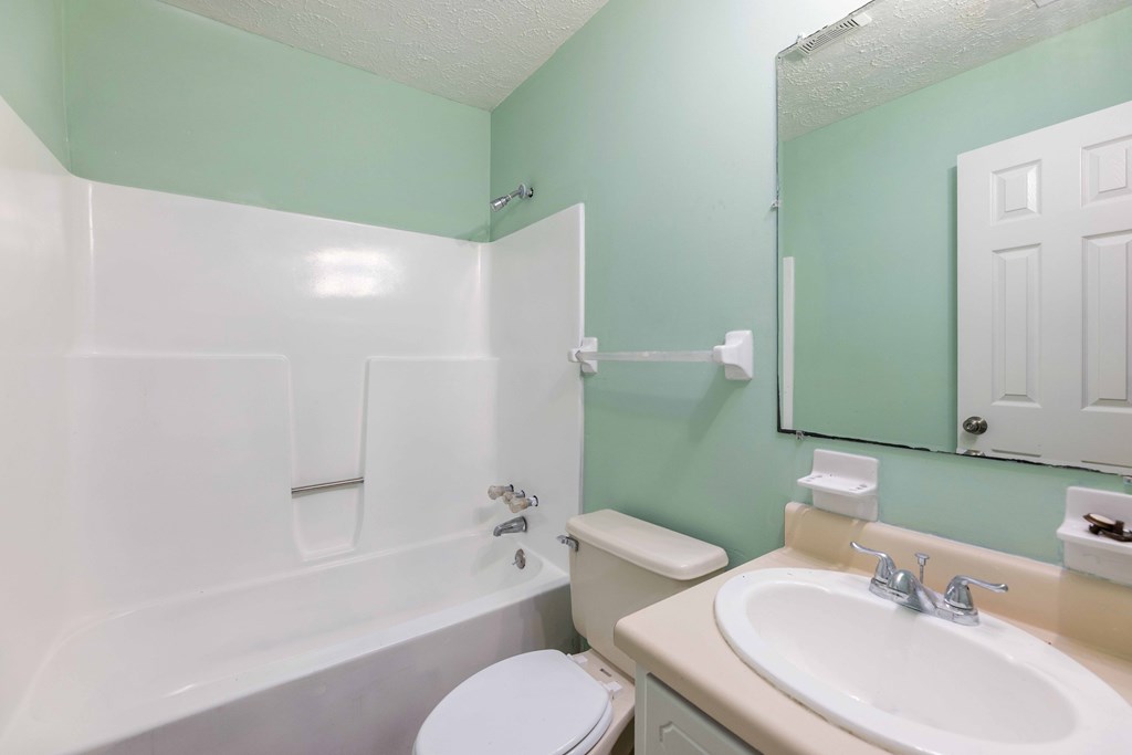 604 Pear Street West Point, GA 31833 - Photo 17 of 30