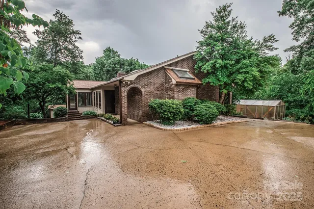 $519,900 | 3700 Gainesway Court Northwest, Concord, NC 28027