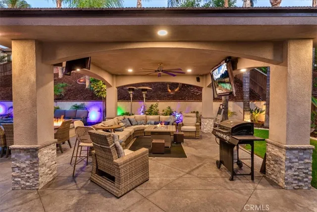 $1,150,000 | 8682 Barnwood Lane, Riverside, CA 92508