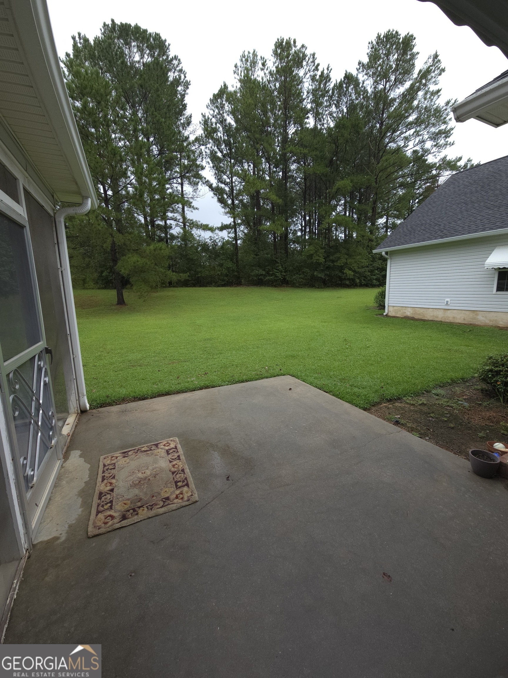 103 Windy Hill Court Dublin, GA 31021 - Photo 10 of 13 a view of outdoor space and yard