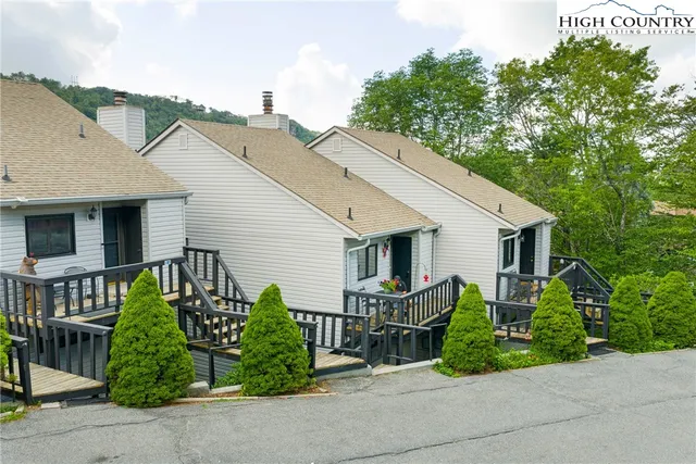 an aerial view of multiple house