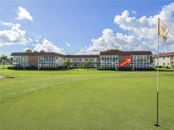 $2,500 | 1 Vista Palm Lane, Unit 207, Vero Beach, FL 32962