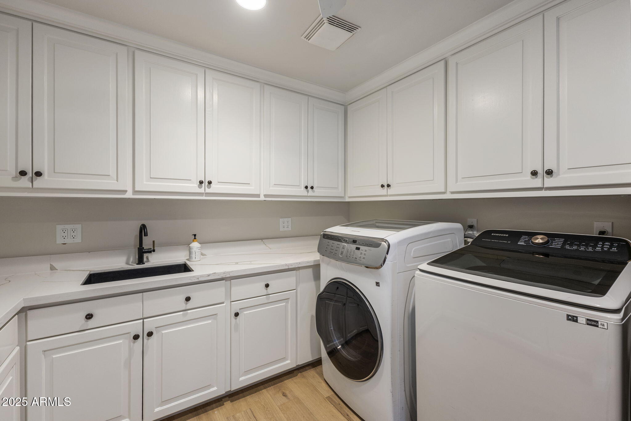 7030 North Wilder Road Phoenix, AZ 85021 - Photo 34 of 70 35-web-or-mls-IMG_8818