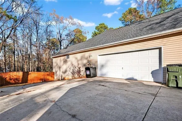 $424,900 | 408 Strathmore Drive, Sharpsburg, GA 30277