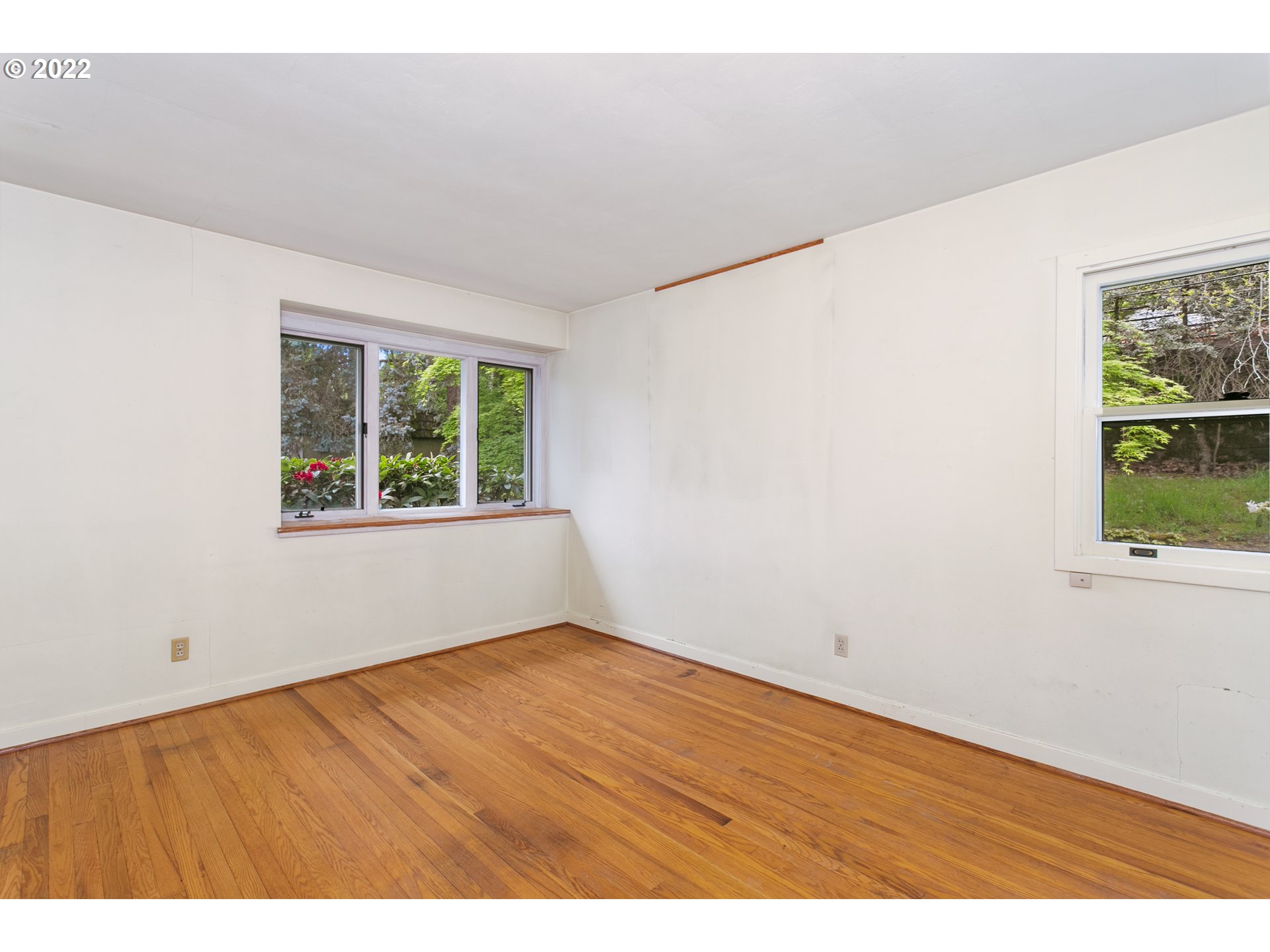 13395 Southwest Bull Mountain Road Tigard, OR 97224 - Photo 19 of 32 Bedroom
