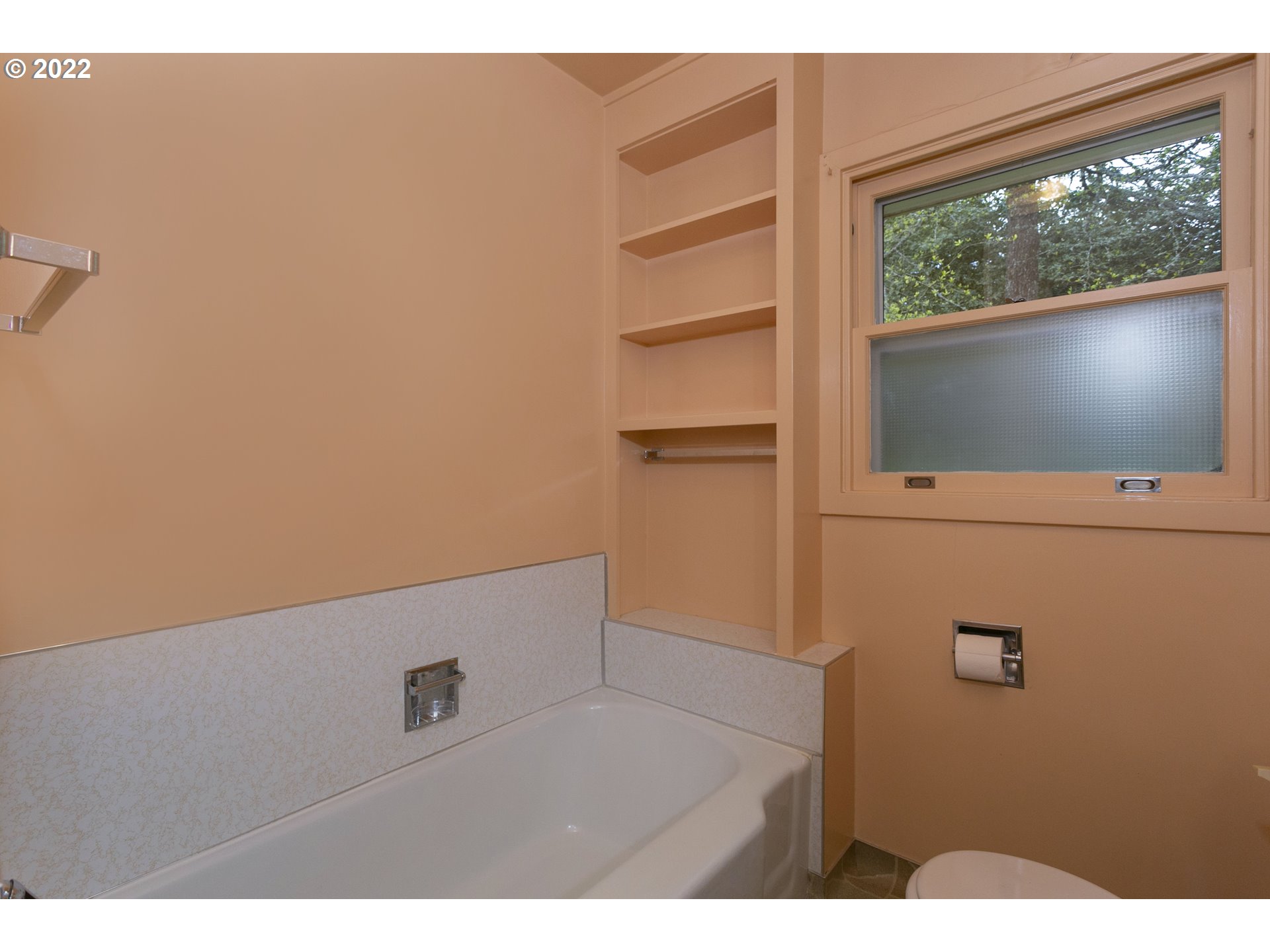 13395 Southwest Bull Mountain Road Tigard, OR 97224 - Photo 22 of 32 Gallery Image 22