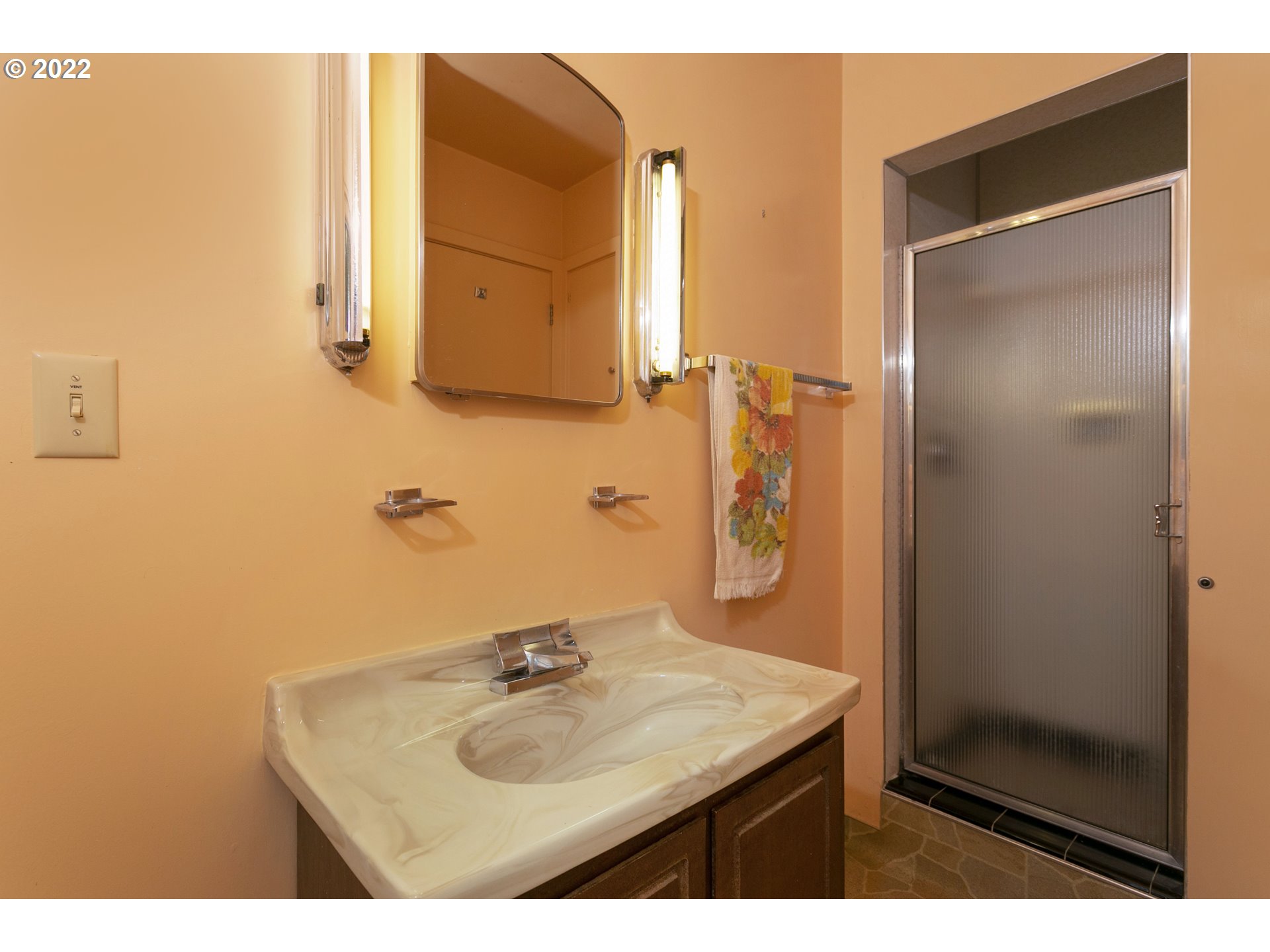 13395 Southwest Bull Mountain Road Tigard, OR 97224 - Photo 23 of 32 Gallery Image 23