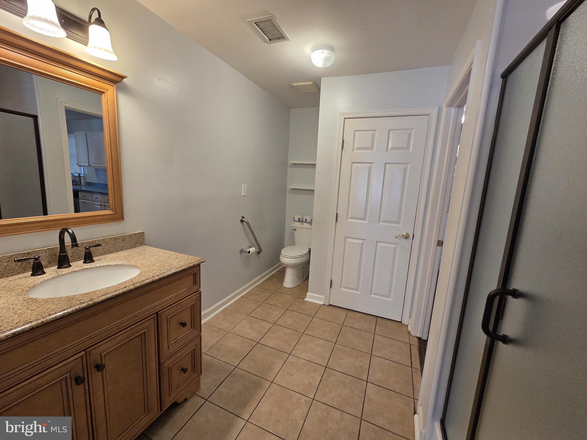 31 West Village Road Newark, DE 19713 - Photo 7 of 15 Full Bath