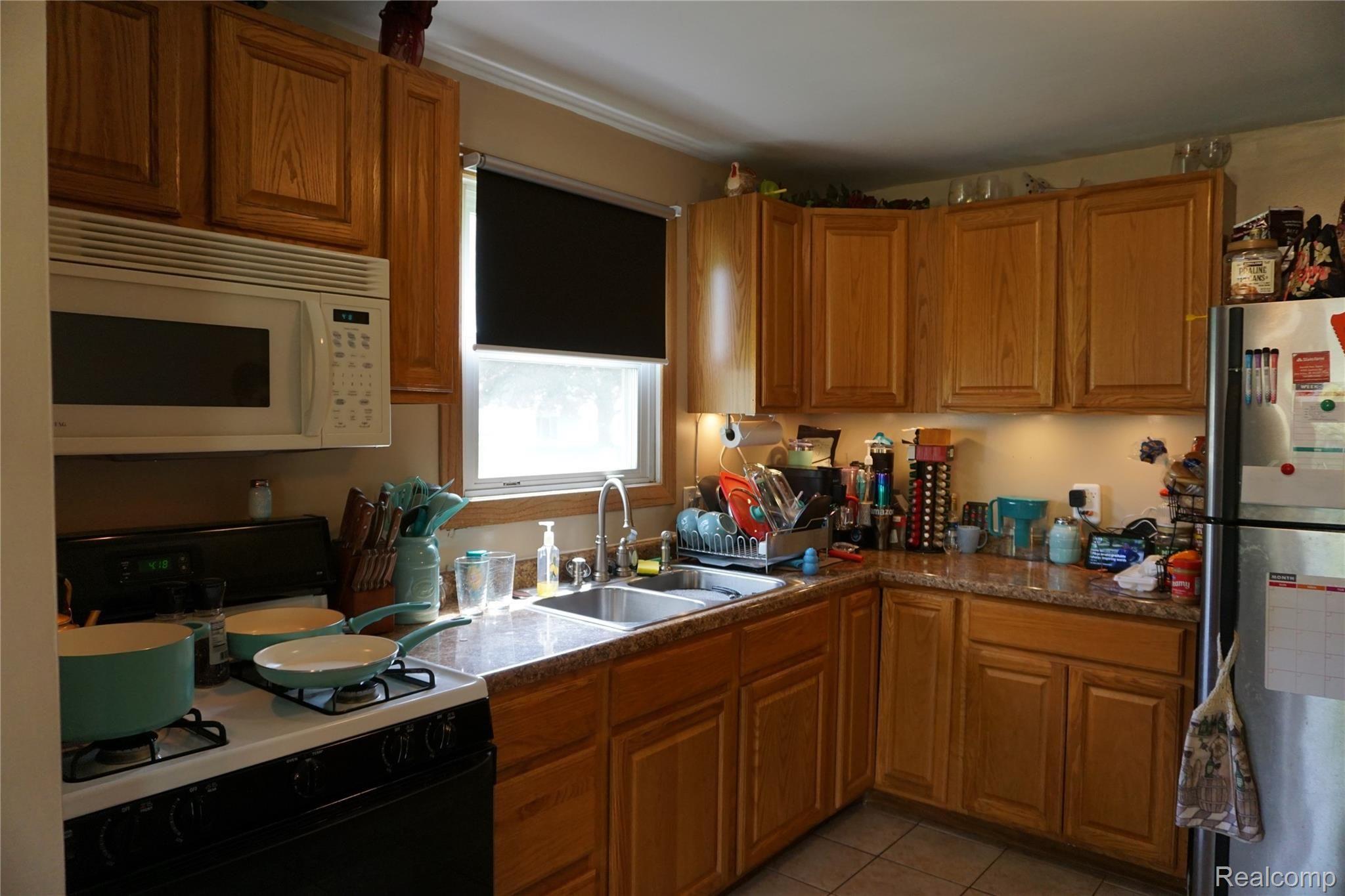 2101 Spaulding Road Monroe, MI 48162 - Photo 5 of 15 DSC01753.JPG