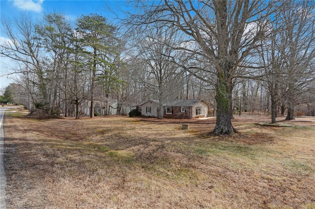 654 Salem Church Road Reidsville, NC 27320 - Photo 2 of 45 Gallery Image 2