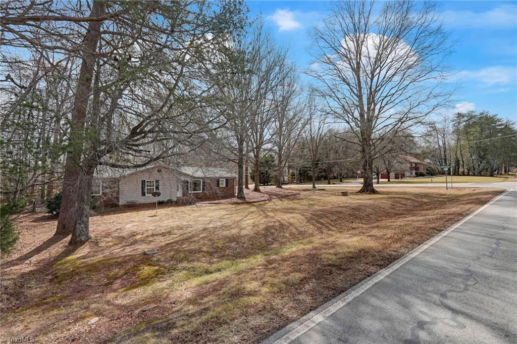 654 Salem Church Road Reidsville, NC 27320 - Photo 7 of 45 Gallery Image 7