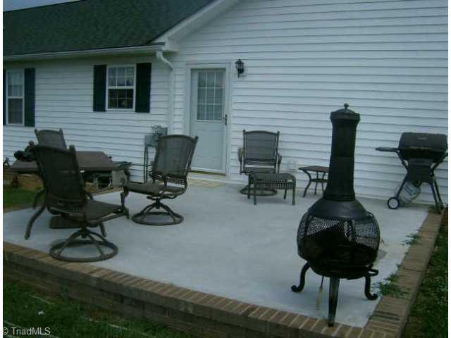 228 Danner Road Mocksville, NC 27028 - Photo 8 of 9 Other. nice patio