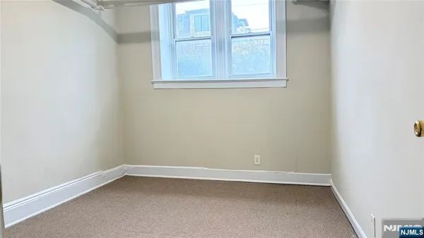 $1,650 | 411 Highland Avenue, Unit BN, Palisades Park, NJ 07650