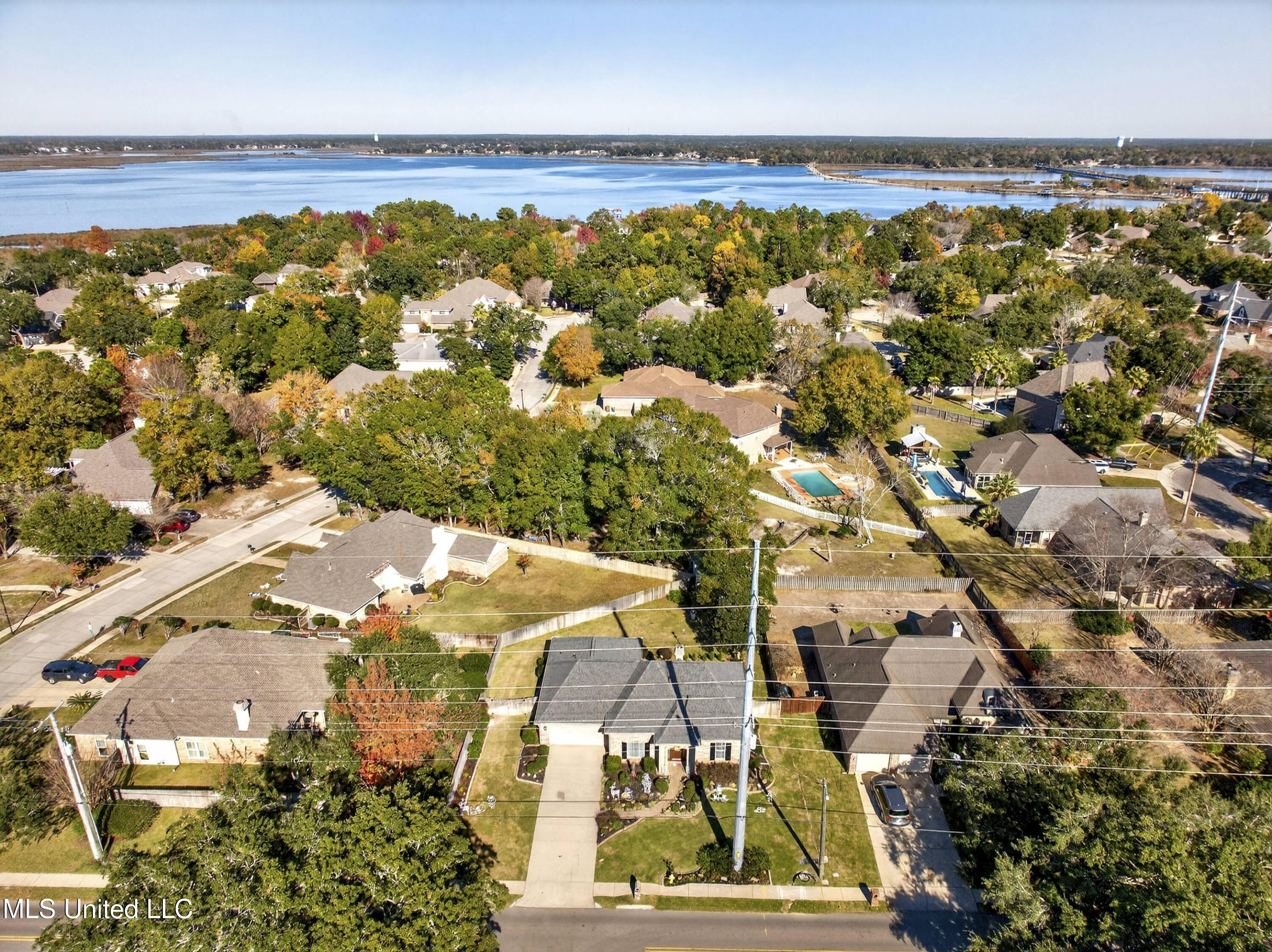 2500 Old Bay Road Biloxi, MS 39531 - Photo 44 of 48 2500OldBayRd-37