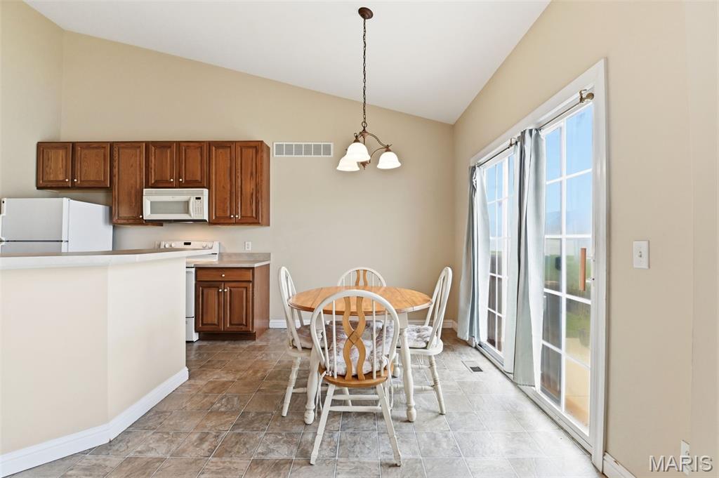 111 Long And Winding Road St. Peters, MO 63376 - Photo 13 of 26