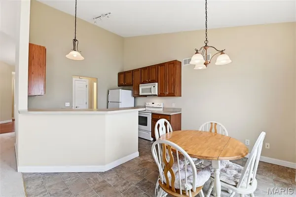 $325,000 | 111 Long And Winding Road, St. Peters, MO 63376
