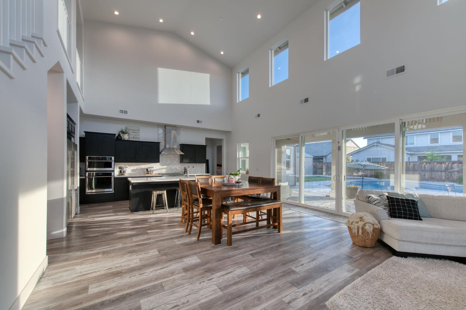 1736 North Renn Avenue Clovis, CA 93619 - Photo 8 of 66