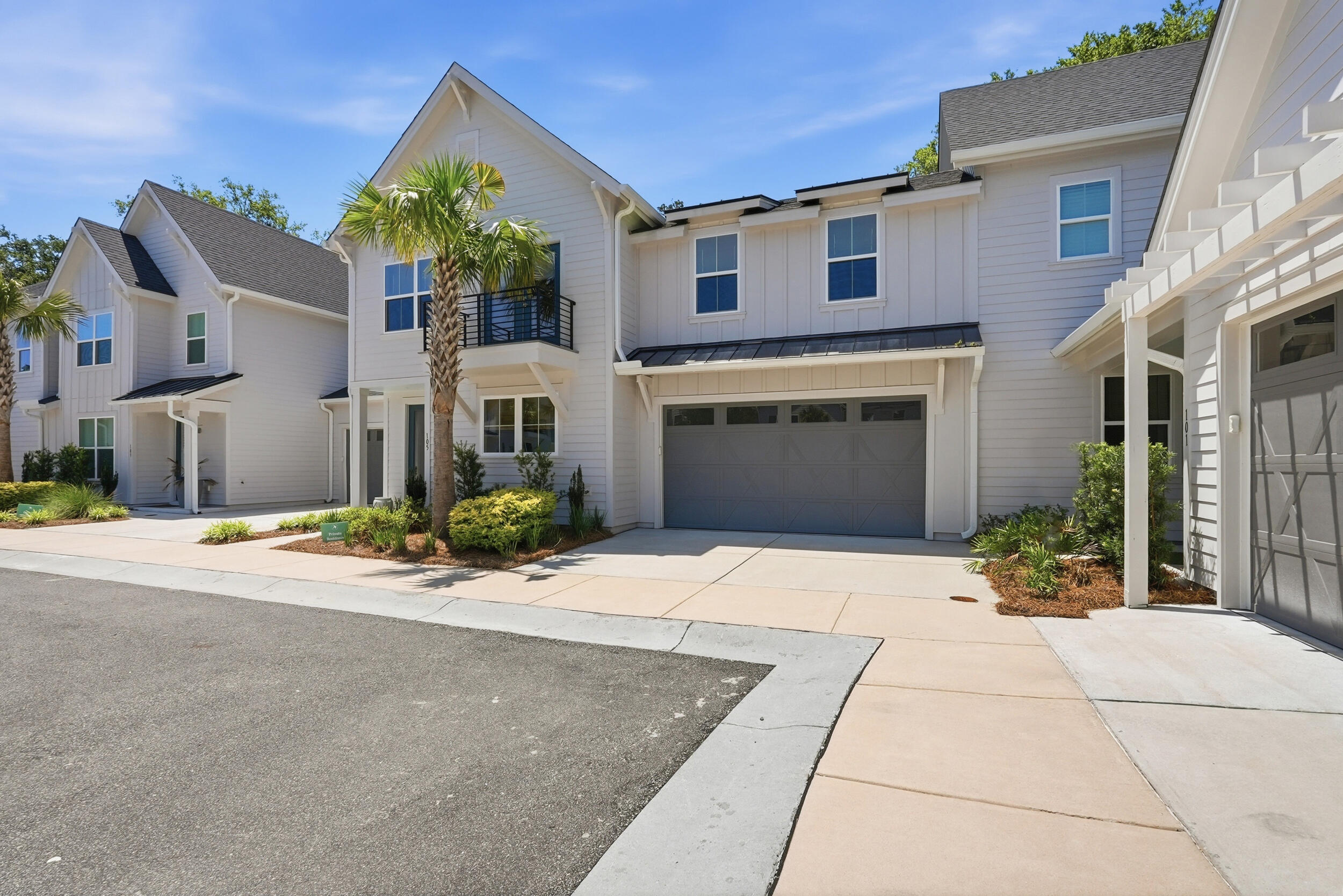 105 Risewell Court Johns Island, SC 29455 - Photo 2 of 33 2_dsc05853