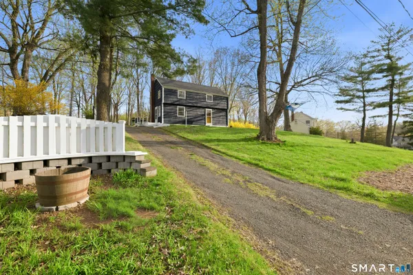 $274,900 | 59 Barbara Lane, Durham, CT 06422