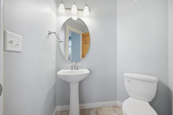 $629,900 | 4195 Furnberg Place South, Fargo, ND 58104