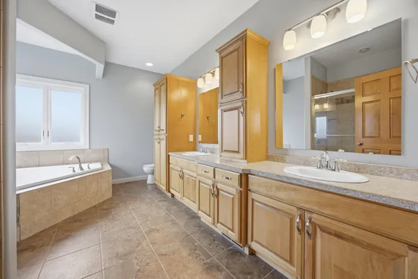 $629,900 | 4195 Furnberg Place South, Fargo, ND 58104