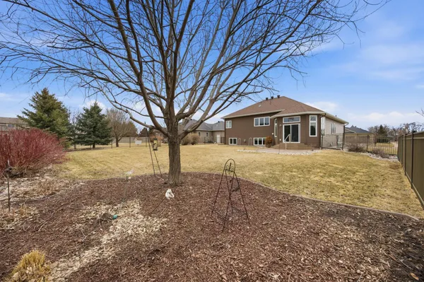 $629,900 | 4195 Furnberg Place South, Fargo, ND 58104