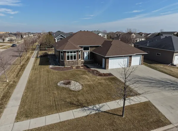 $629,900 | 4195 Furnberg Place South, Fargo, ND 58104