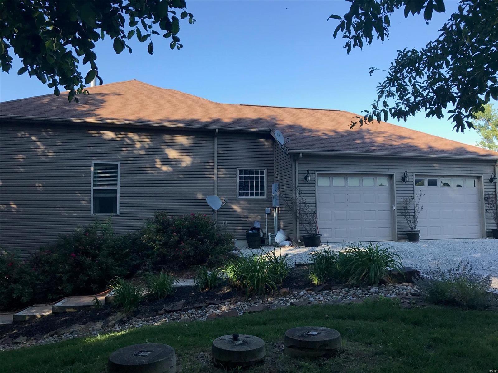 5935 Crowe Farm Road Waterloo, IL 62298 - Photo 8 of 50