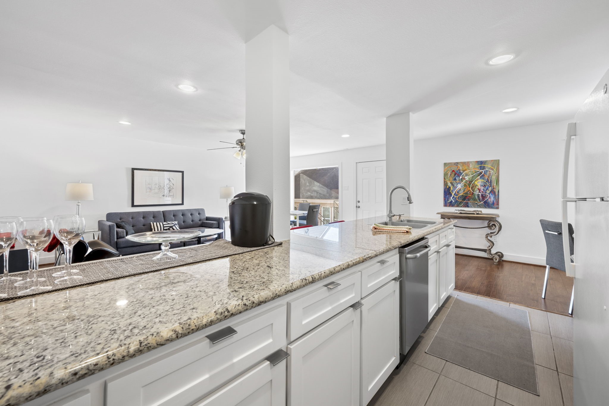 234 Westheimer Road, Unit 8 Houston, TX 77006 - Photo 6 of 24 Kitchen Open to Living Area