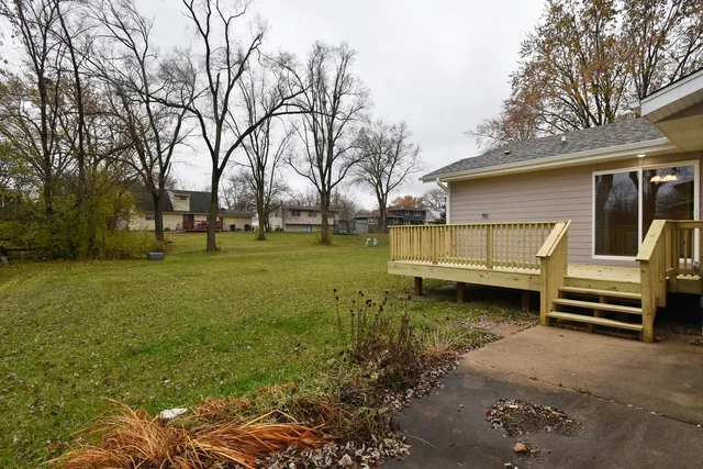 $2,800 | 1191 Meadow Lane, Elgin, IL 60123