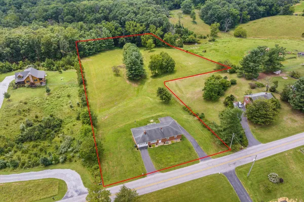 $450,000 | 315 Balsley Road, Staunton, VA 24401