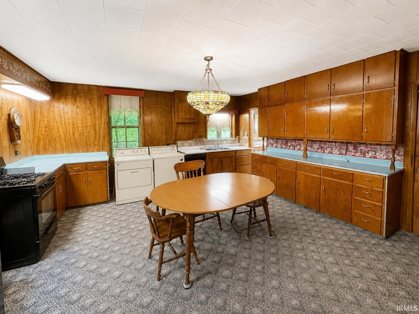 695 West Riverside Drive Peru, IN 46970 - Photo 12 of 28 Gallery Image 12