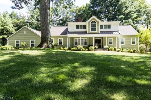 $2,075,000 | 11 Wickham Way, Chatham, NJ 07928
