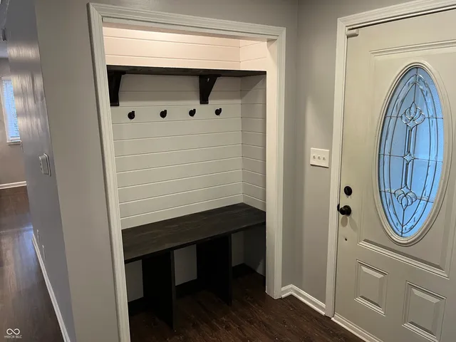 $1,825 | 627 San Carlos Drive, Greenwood, IN 46142