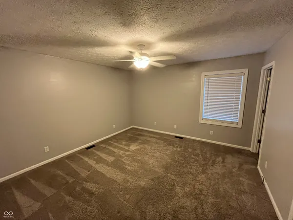 $2,000 | 627 San Carlos Drive, Greenwood, IN 46142