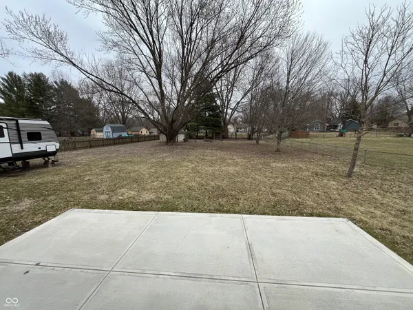 $2,000 | 627 San Carlos Drive, Greenwood, IN 46142