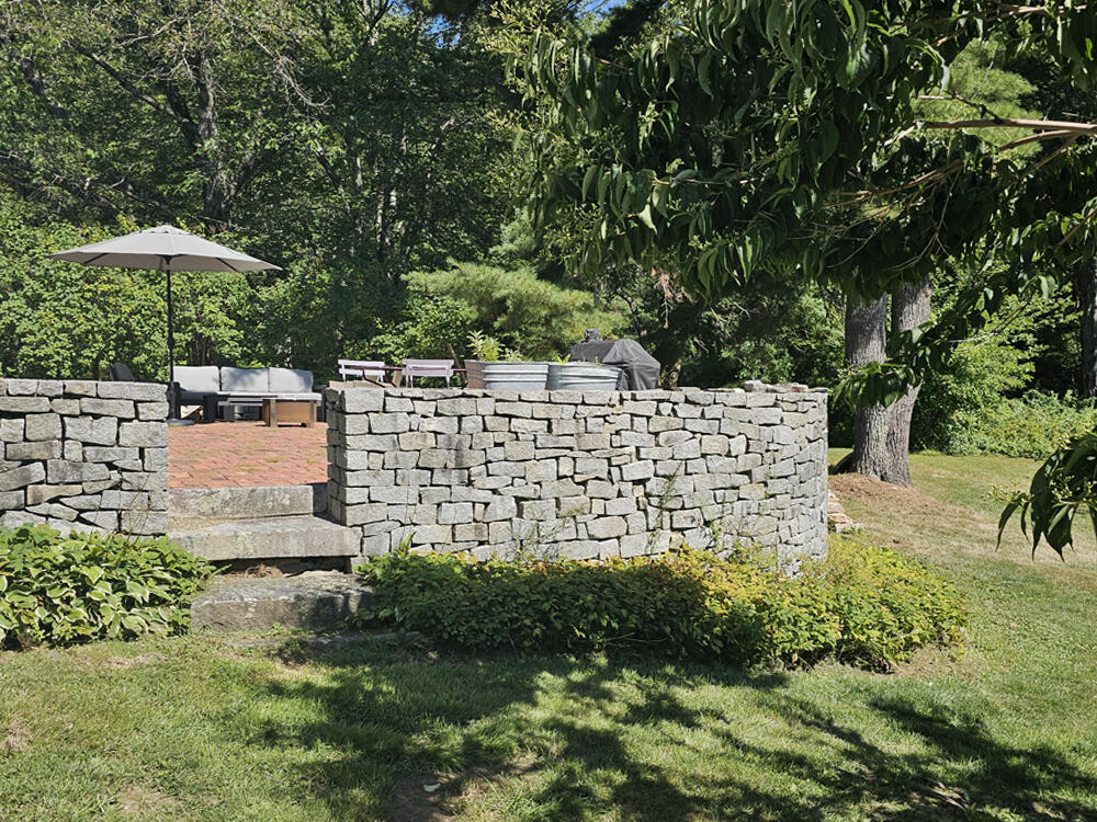 608 River Road Newcastle, ME 04553 - Photo 15 of 102 Brick Patio
