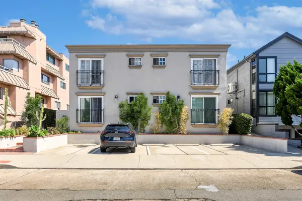 $5,000,000 | 7447 Herschel Avenue, San Diego, CA 92037