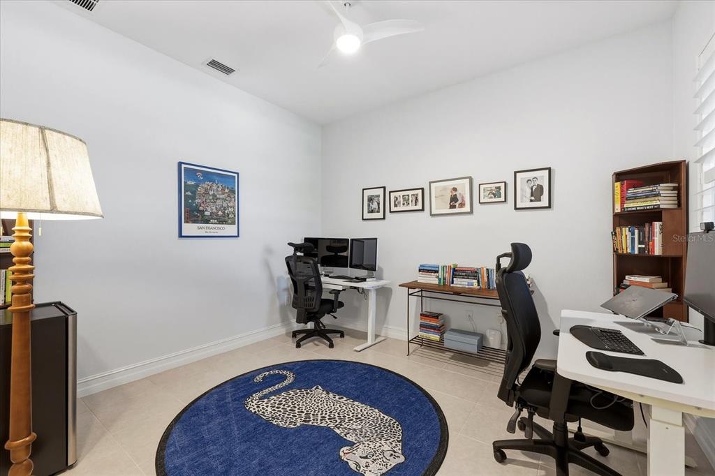 12022 Medley Terrace Lakewood Ranch, FL 34211 - Photo 13 of 80