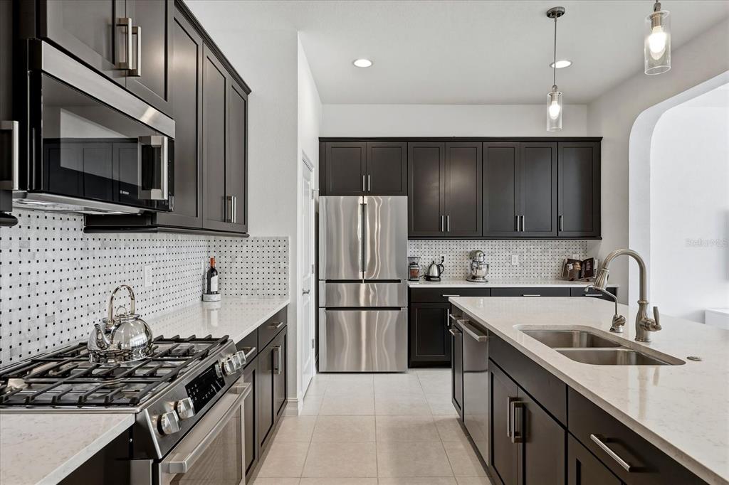 12022 Medley Terrace Lakewood Ranch, FL 34211 - Photo 18 of 80